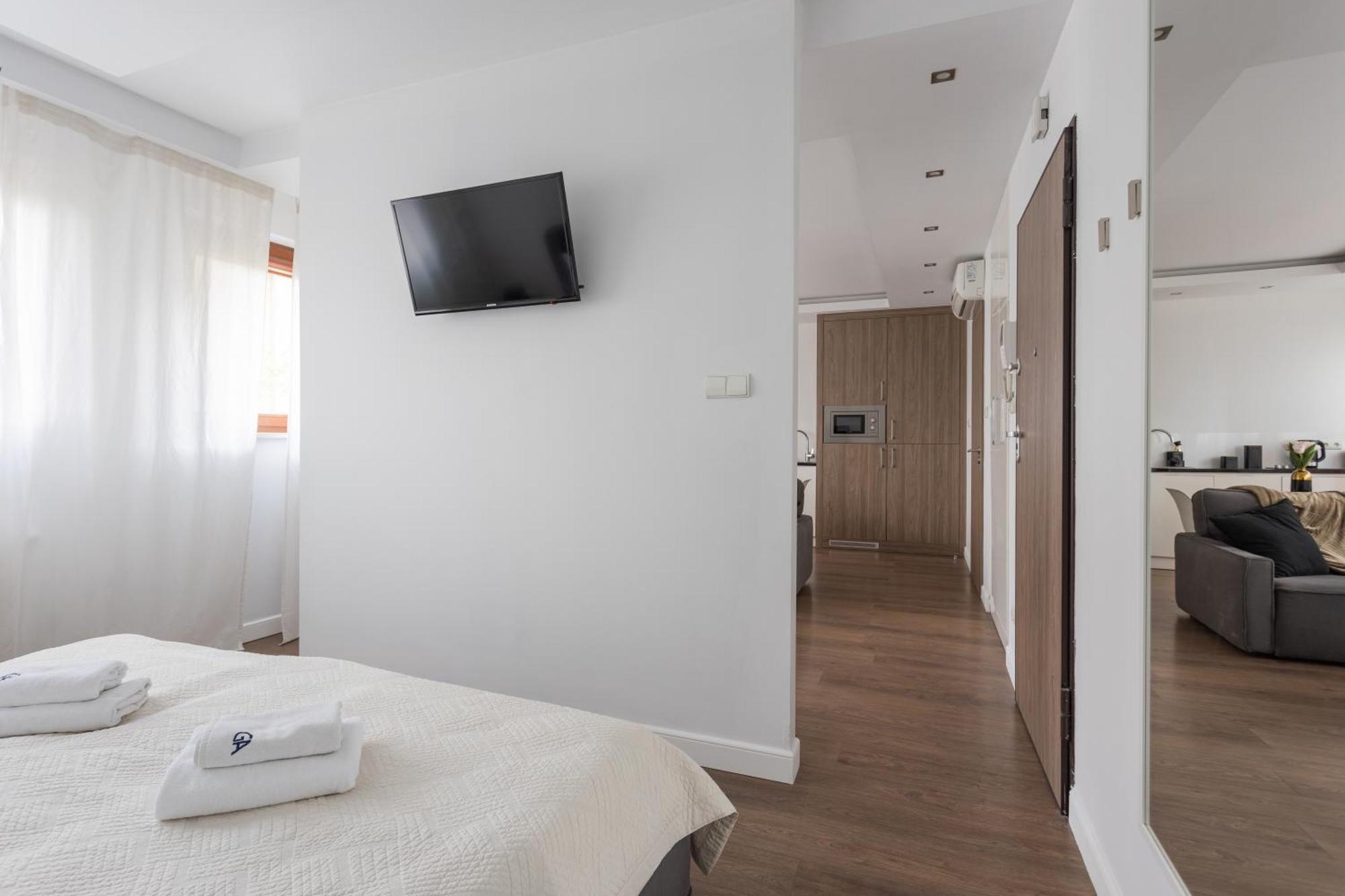 Golden Apartments Warsaw - Browary Warszawskie - Luxury & Cozy Apartments - Oxygen Residence- Wronia Exterior photo